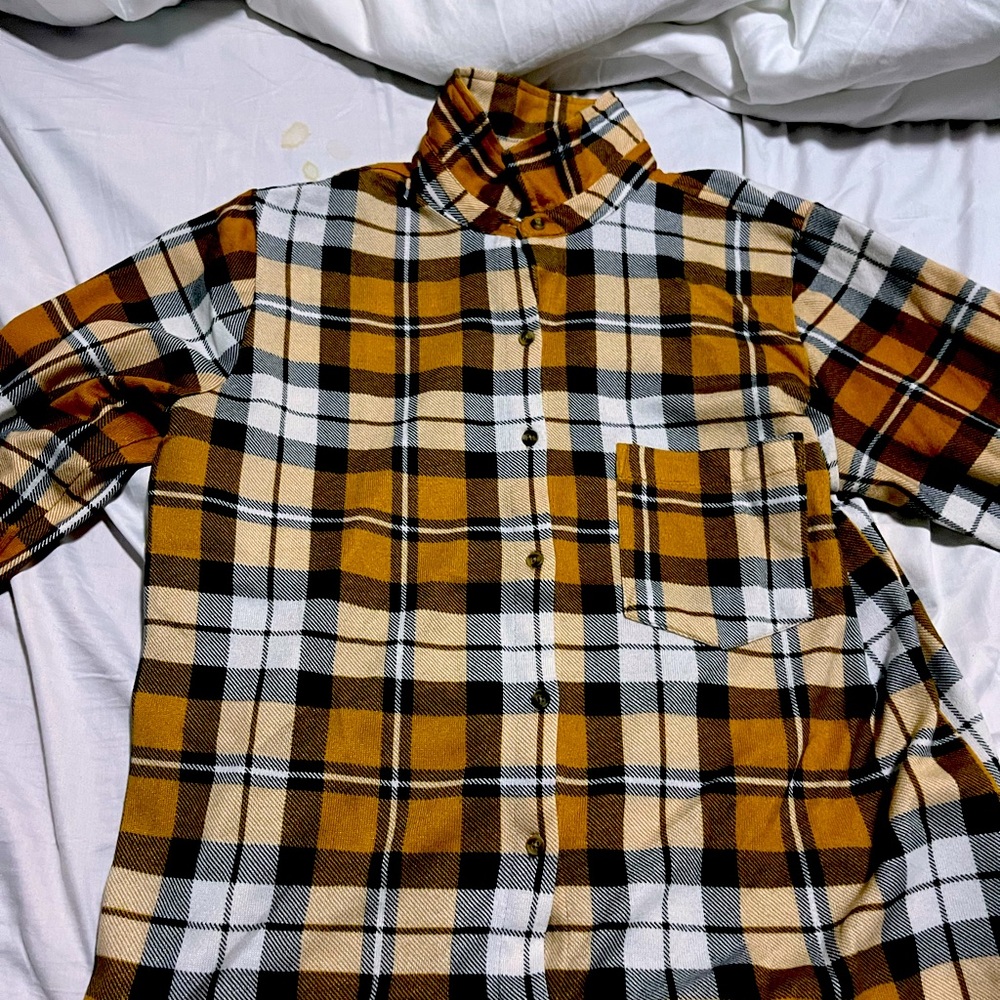 Women Pattren Shirt Button